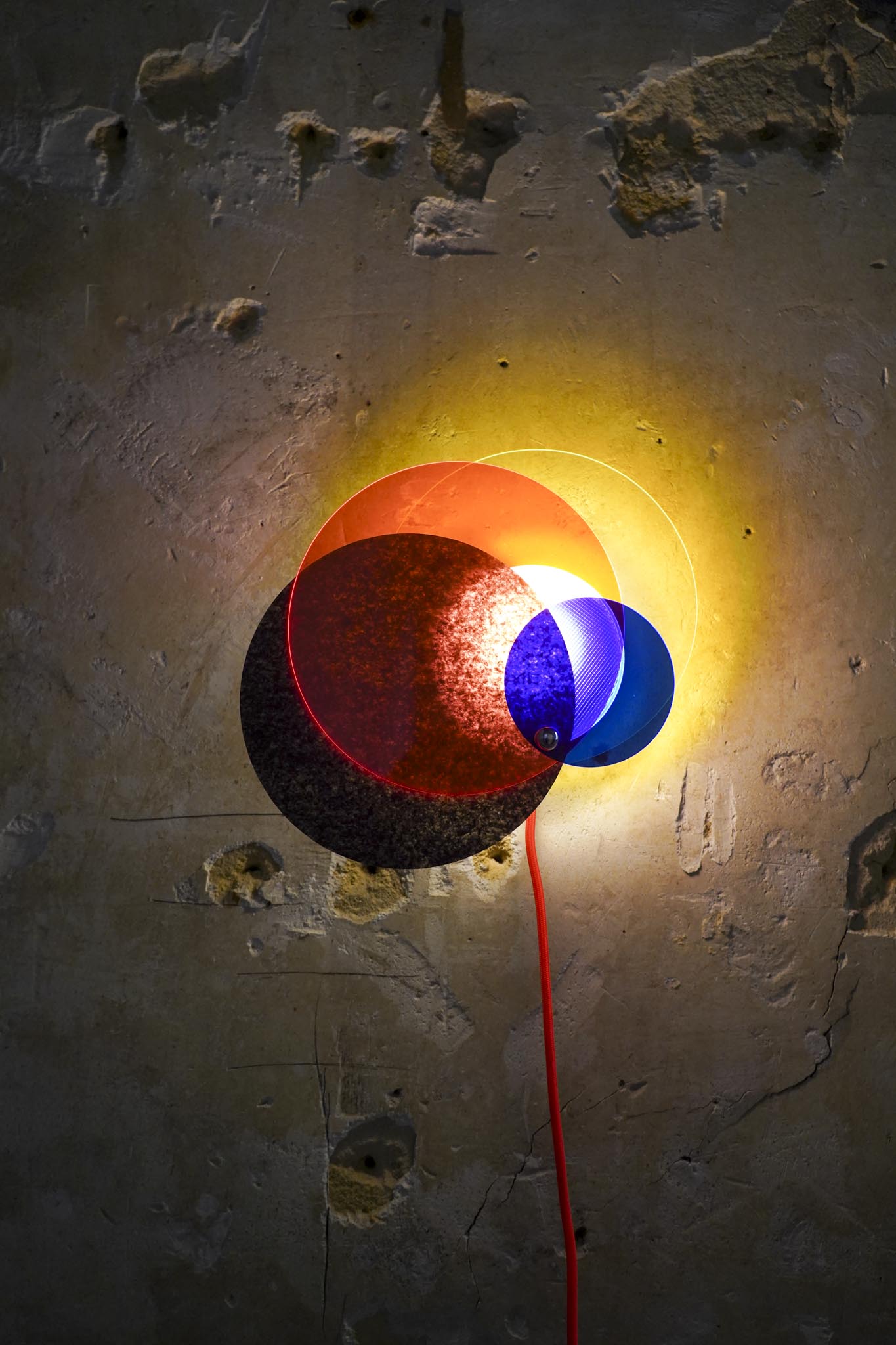 lampe plastique recyclé Rayon Vert studio