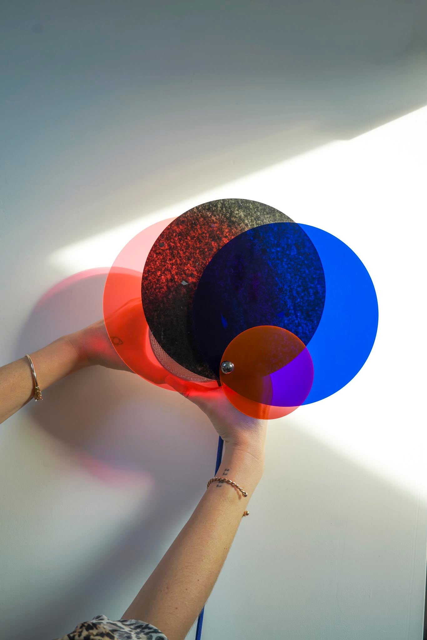 lampe plastique recyclé Rayon Vert studio